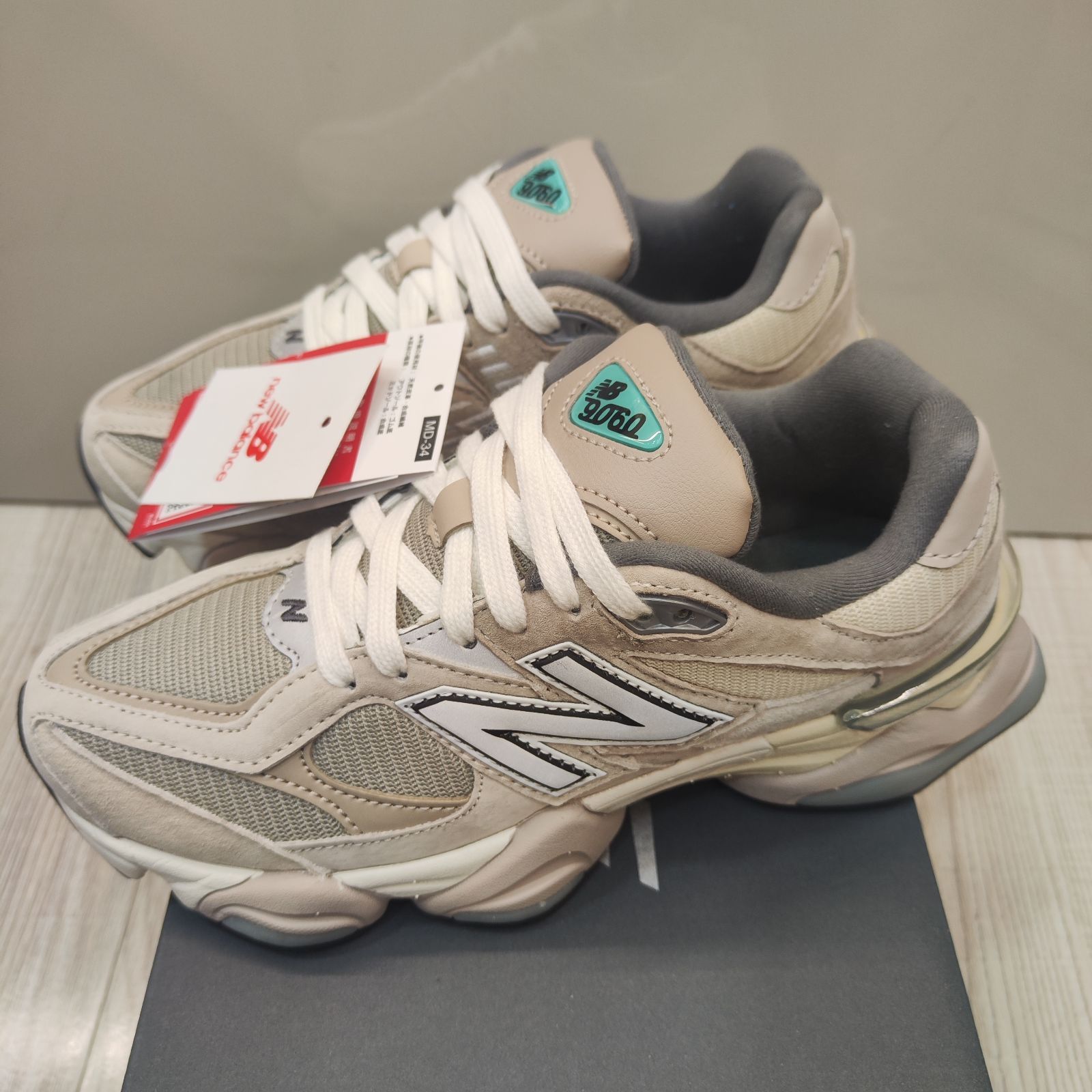 ニューバランス NEW BALANCE U9060MAC Sea Salt レディース カジュアル通気性スニーカー