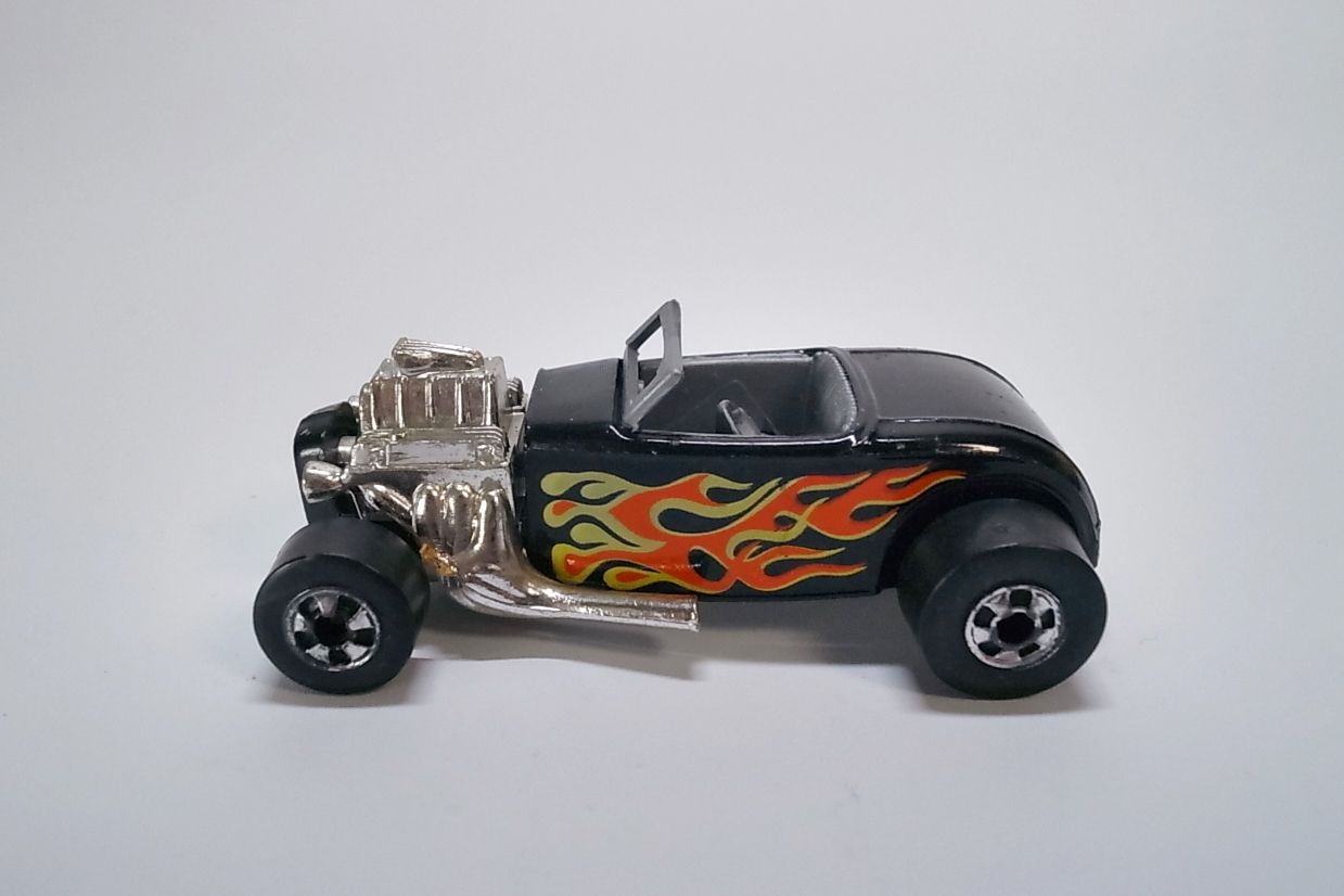 ホットウィール 香港製 マテル レッドライン カミナリ ジープ