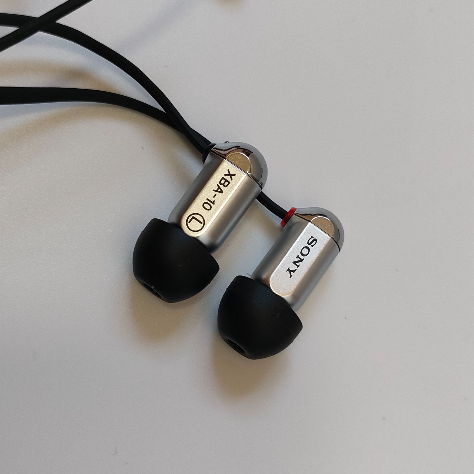 SONY カナル型イヤホン リモコン・マイク付 XBA-H2 中古 SONY カナル型