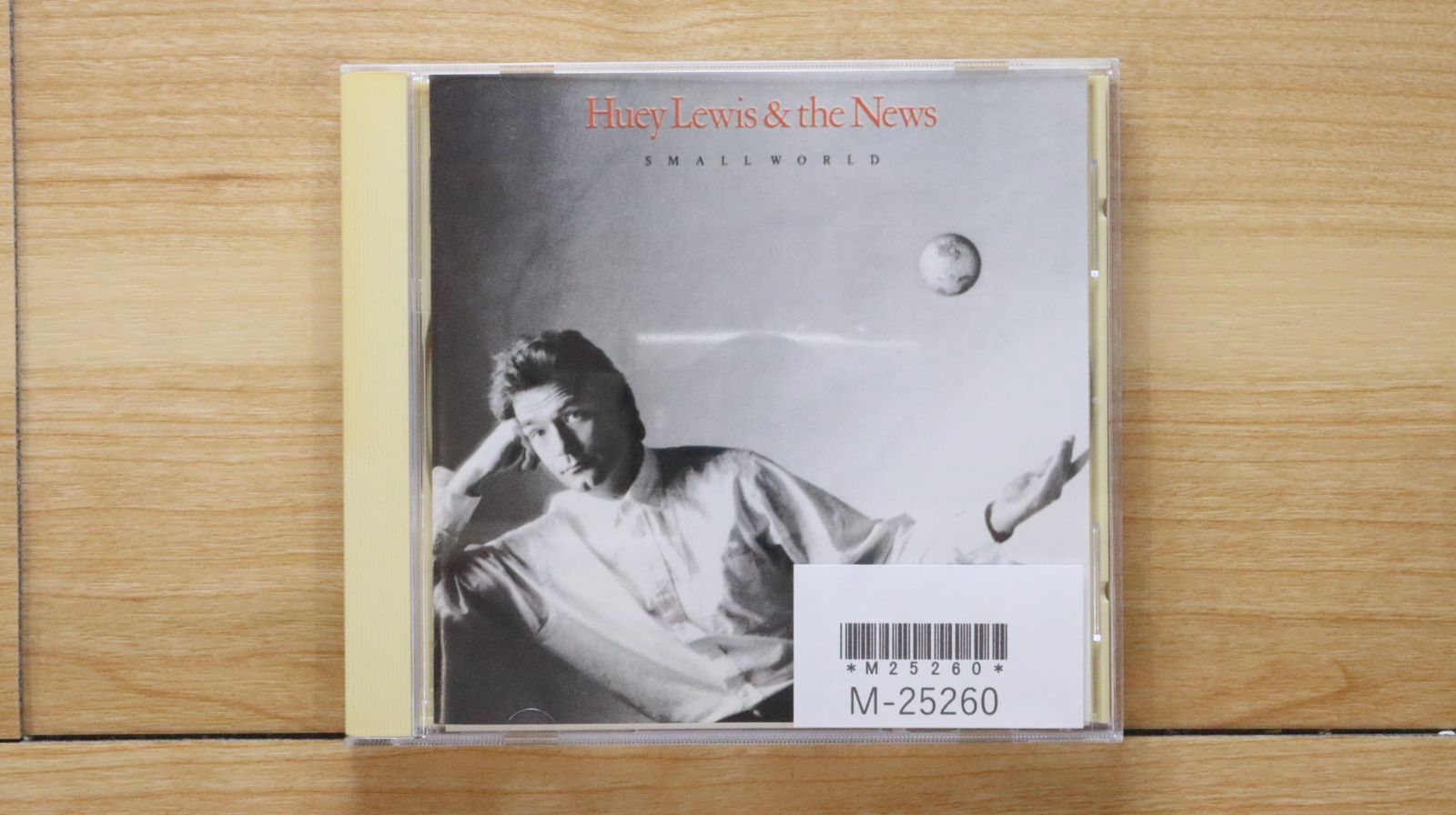【中古】 SMALL WORLD ヒューイ・ルイス＆ザ・ニュース 国内盤CD☆ヒューイ・ルイス&ザ・ニュース/Huey Lewis & The