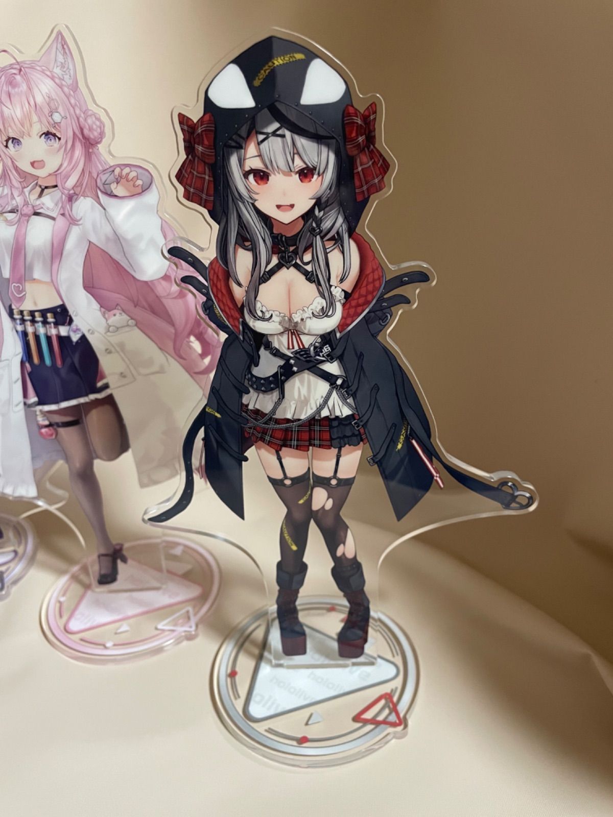 ホロライブ 3Dアクリルスタンド 5人セット - メルカリ