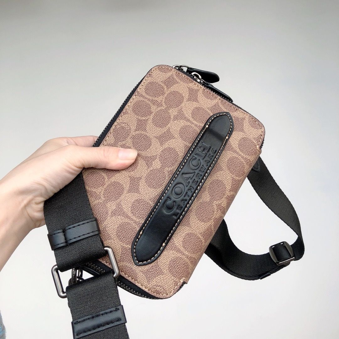 [コーチ] charter カメラバッグ ダブルファスナー 斜め掛けショルダーバッグ コーチ] charter カメラバッグ ダブルファスナー 斜め掛けショルダー