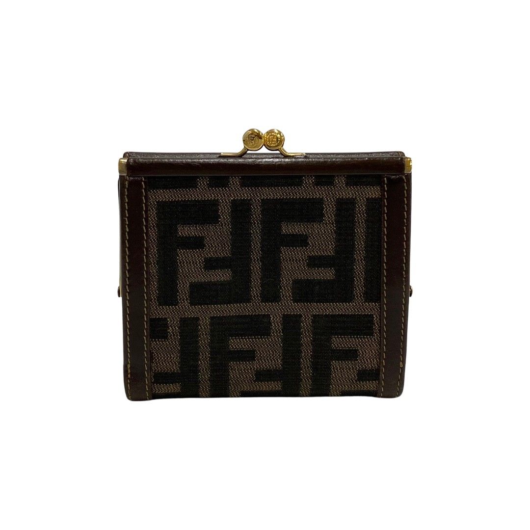 【HOT SALE限定】フェンディ　FENDI　ズッカ　コンパクト　財布　折り財布　ブラック　レッド 小物