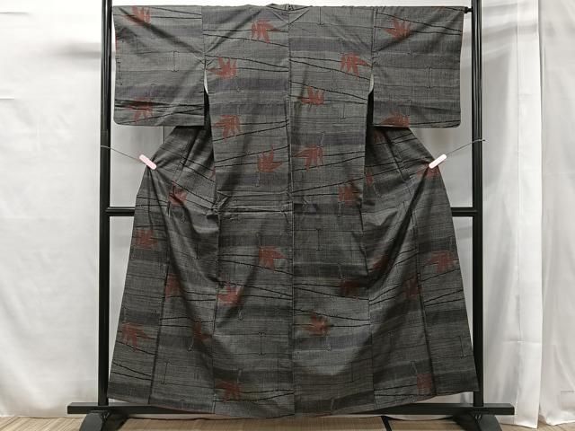 平和屋着物○本場大島紬 7マルキ 花籠文 西武百貨店扱い 正絹 逸品