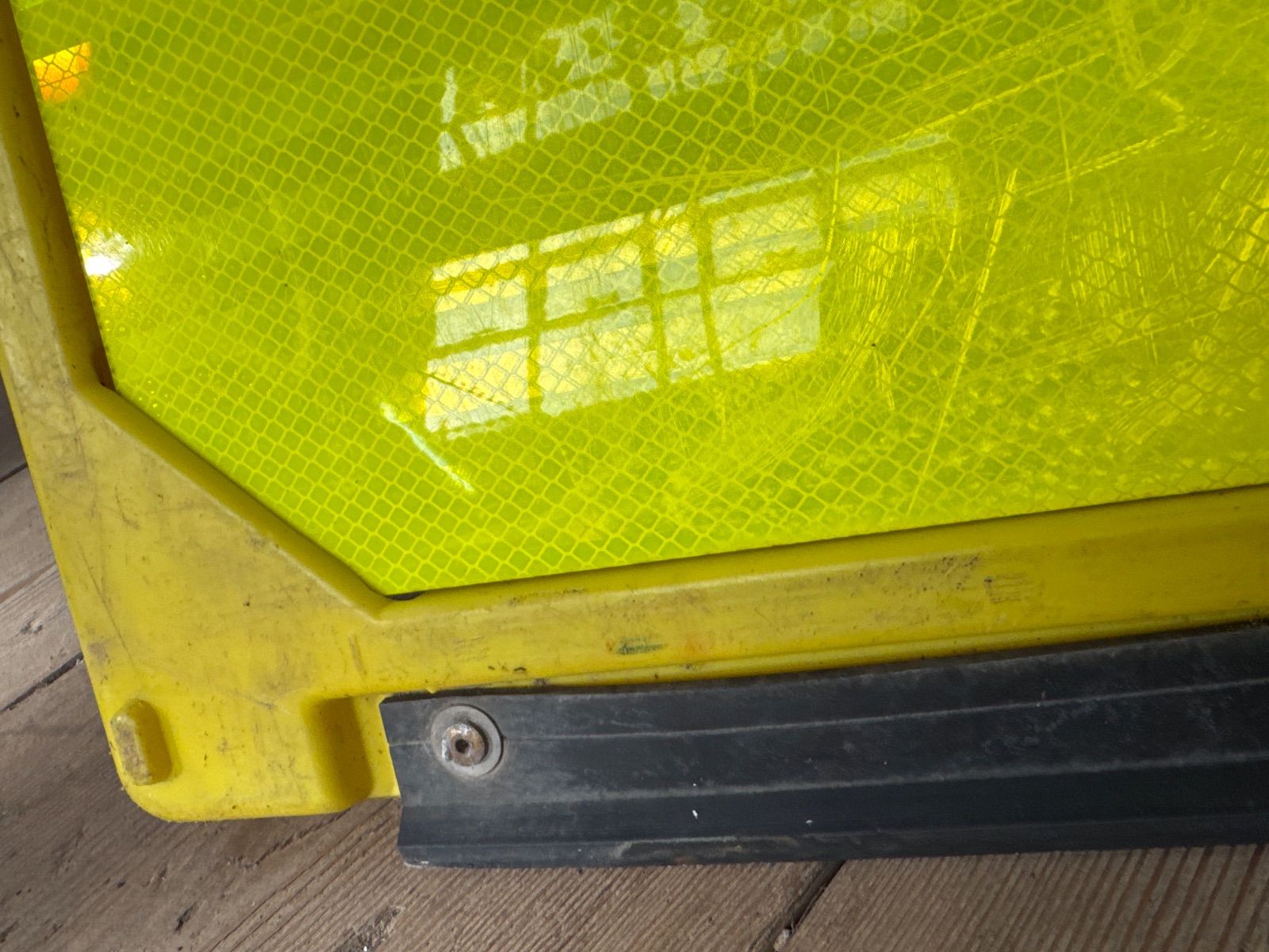 蛍光二方向矢印板 赤矢印