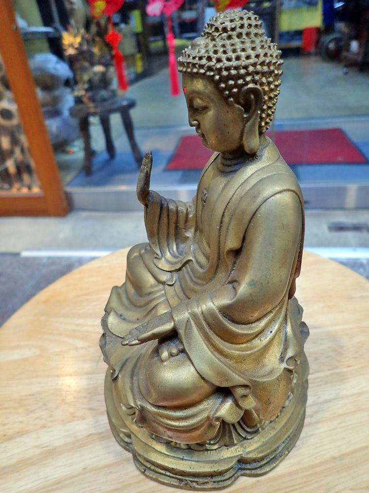 木材】 【大仏如来像＿1,080g】 ?