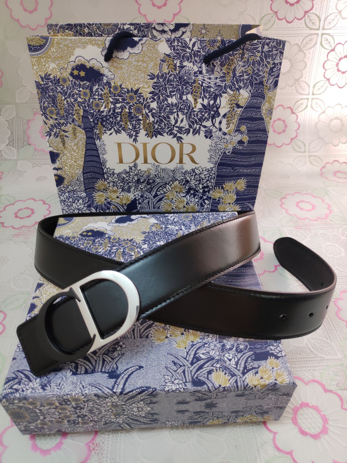 クリスチャンディオール レザーベルト 95CM 銀色バックル クリスチャンディオール レザーベルト 95CM 銀色バックル