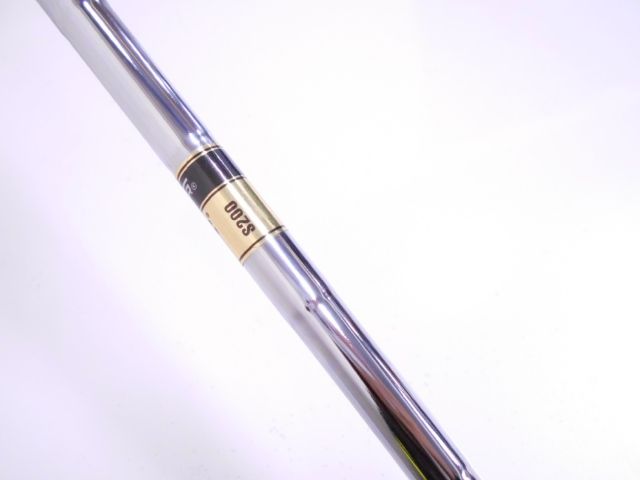 右 6969
