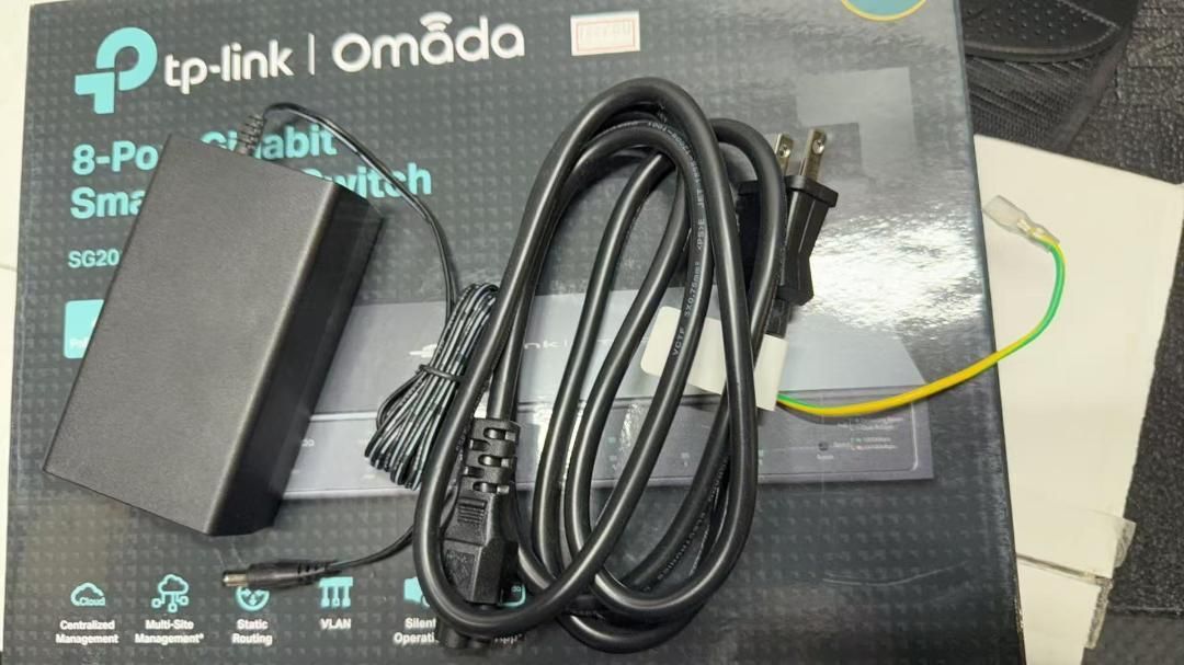 スイッチングハブ 8ポート