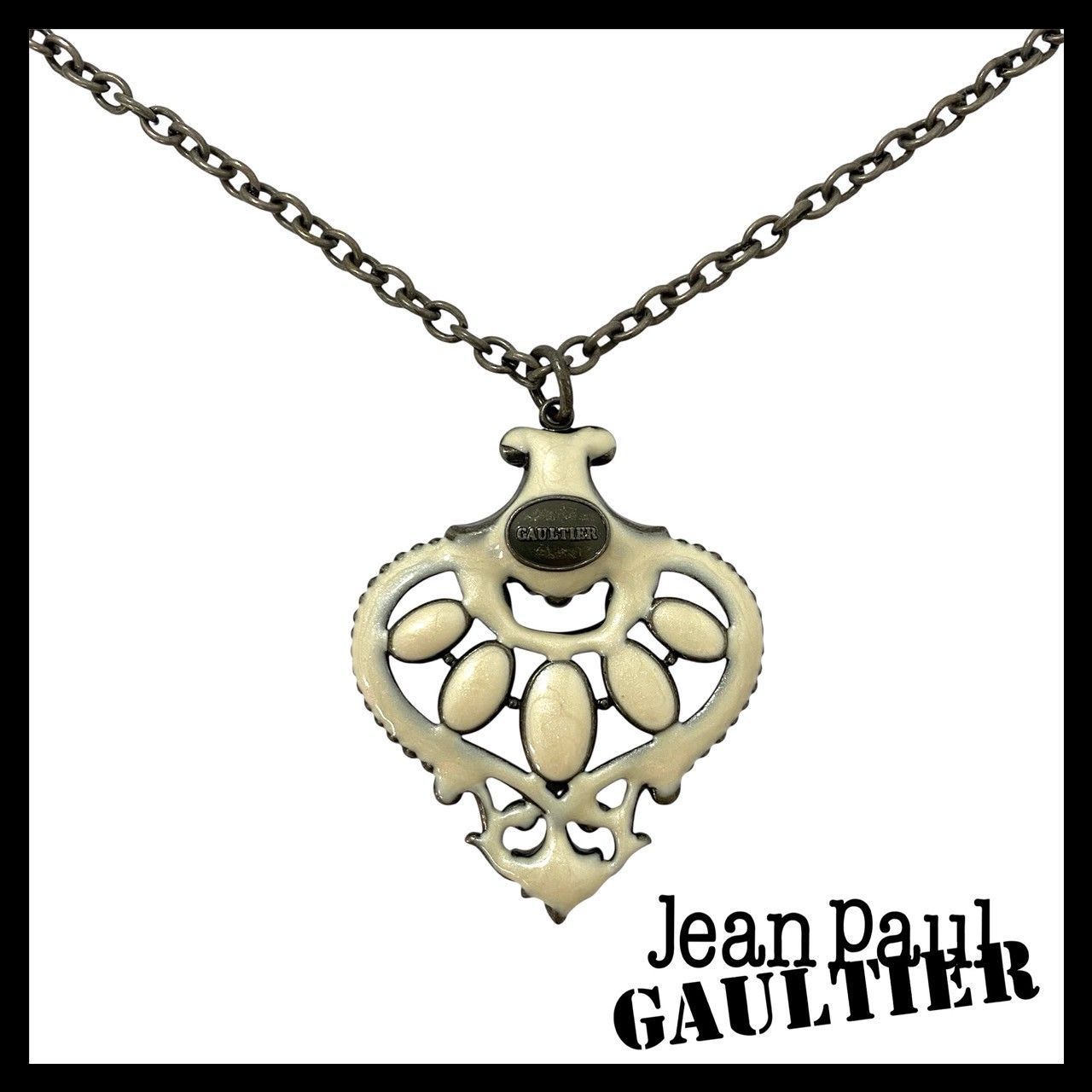 M【JEAN PAUL GAULTIER】ロング ネックレス ペンダント オフホワイト 