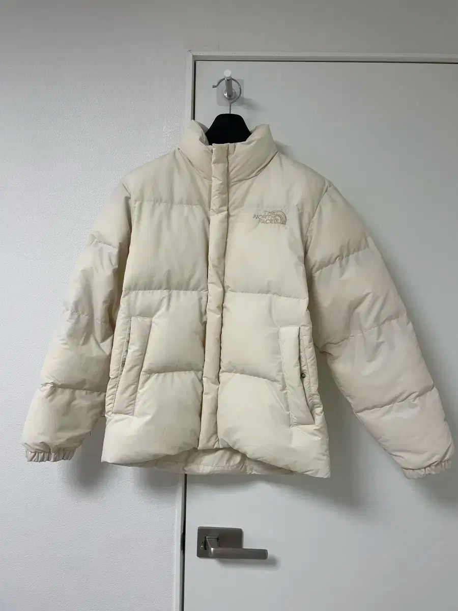 チュソクセール THE NORTH FACE ザノースフェイス ホワイトラベル リバートン Tボールパッド クリーム 85