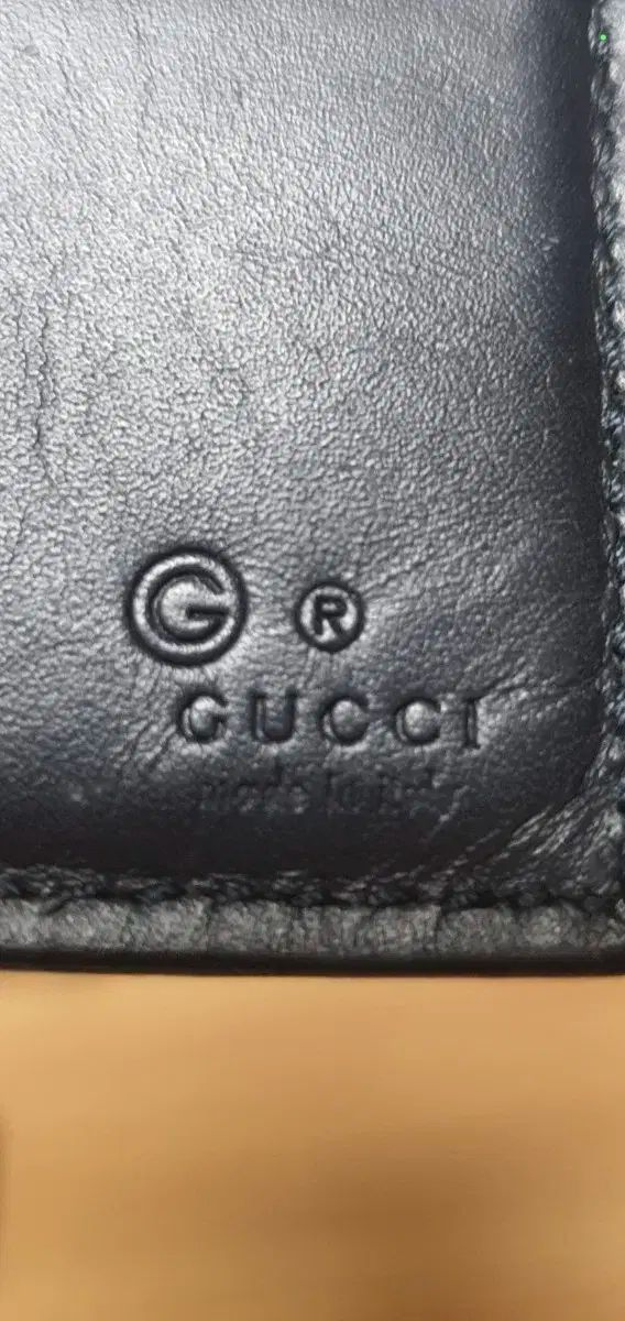 GUCCI