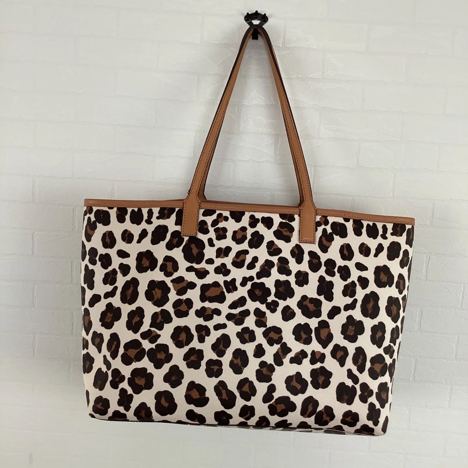 TORYBURCHトリーバーチレオパード柄トートバッグ - メルカリ