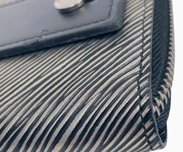 【希少・箱付き】ルイヴィトン ジッピーウォレット　エピ エッセンシャルV 楽天市場】LOUIS VUITTON ルイヴィトン ジッピー ウォレット