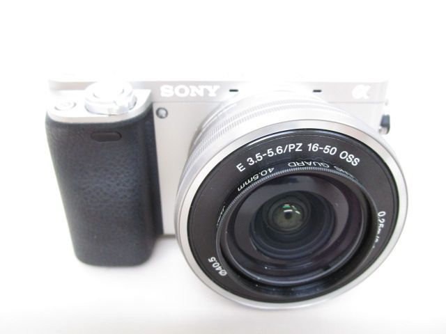 SONY　α6000　パワーズームレンズキット　ILCE-6000L　ホワイト Amazon | SONY ミラーレス一眼 α6000 パワーズームレンズキット