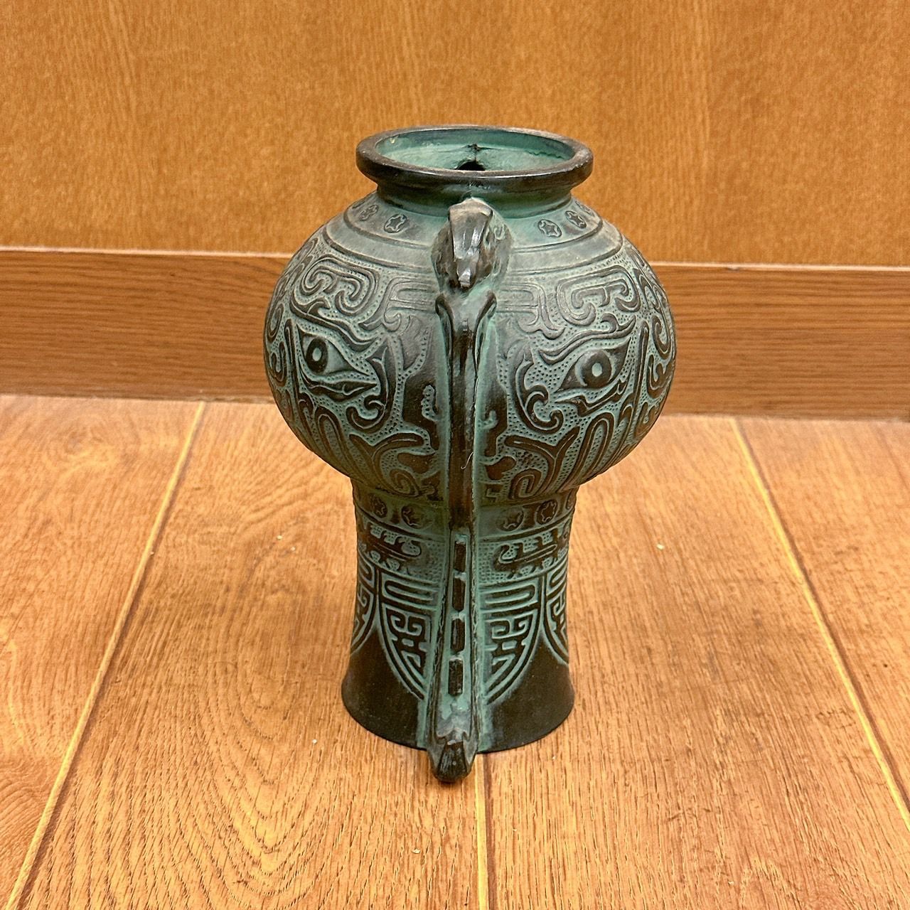 古美術 銅製 花瓶 青銅饕餮紋 銅器 花器 花入れ 置物 飾壺 鳳凰
