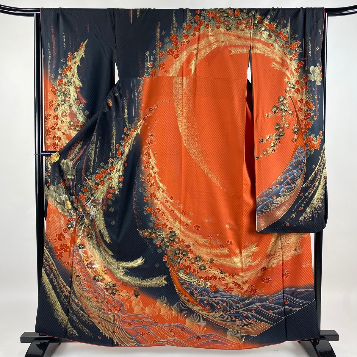 振袖 身丈160.5cm 裄丈65.5cm M 袷 やまと 羽根 草花 金銀彩 染め分け 