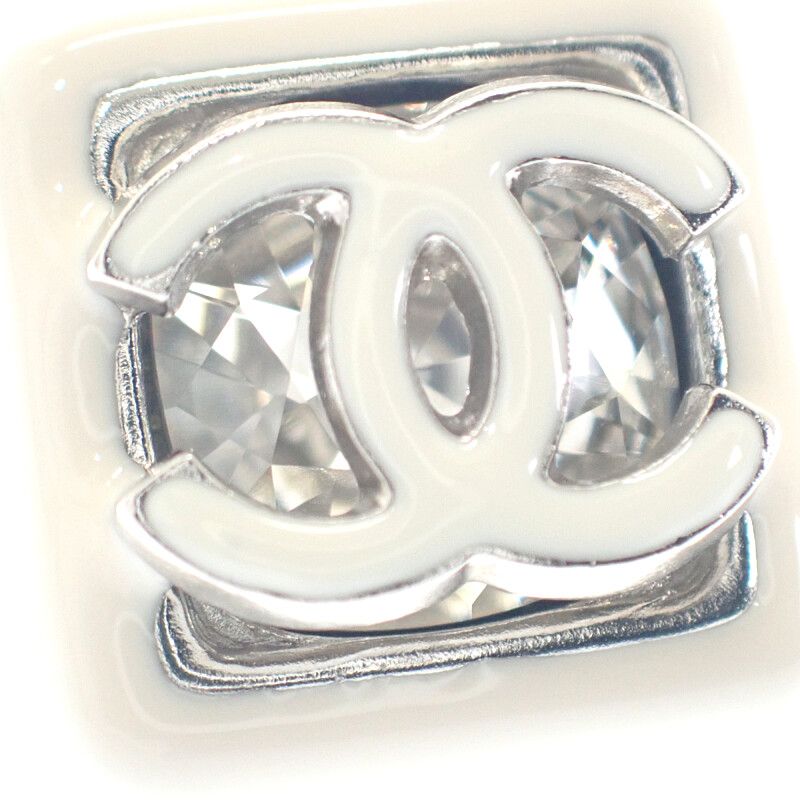 CHANEL シルバークリスタルロゴピアス シャネル CHANEL CCスクエア ピアス メタル ホワイト 白