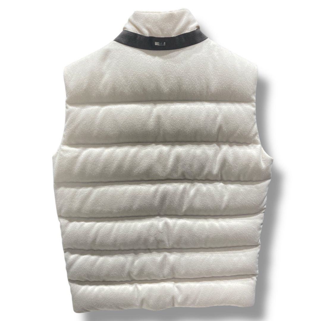 美品 HERNO ヘルノ カシミヤ シルク ダウンベスト 52 HERNO カシミヤ シルク ダウンベスト 52