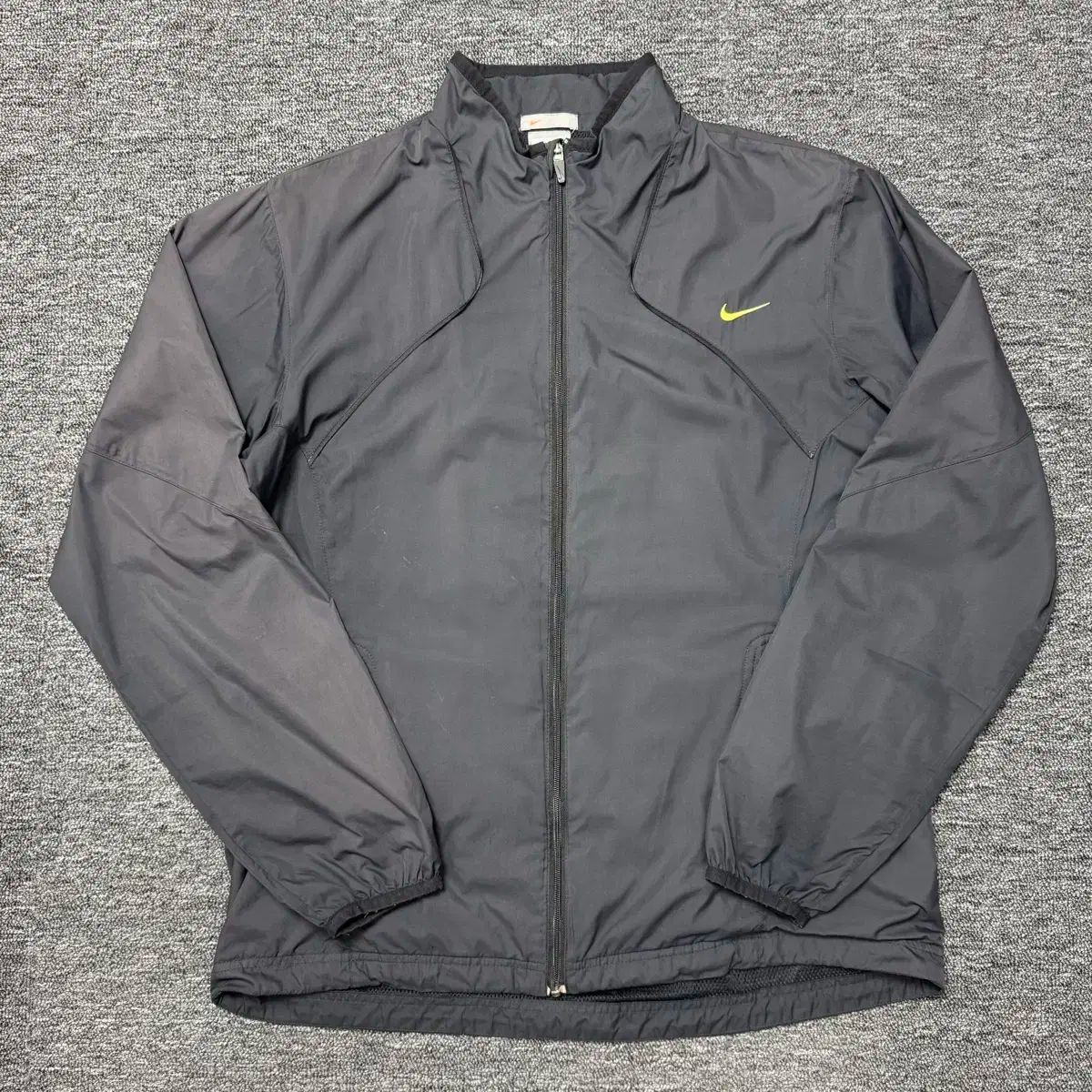 Nike ナイキ ウインドブレーカー ジップアップ M