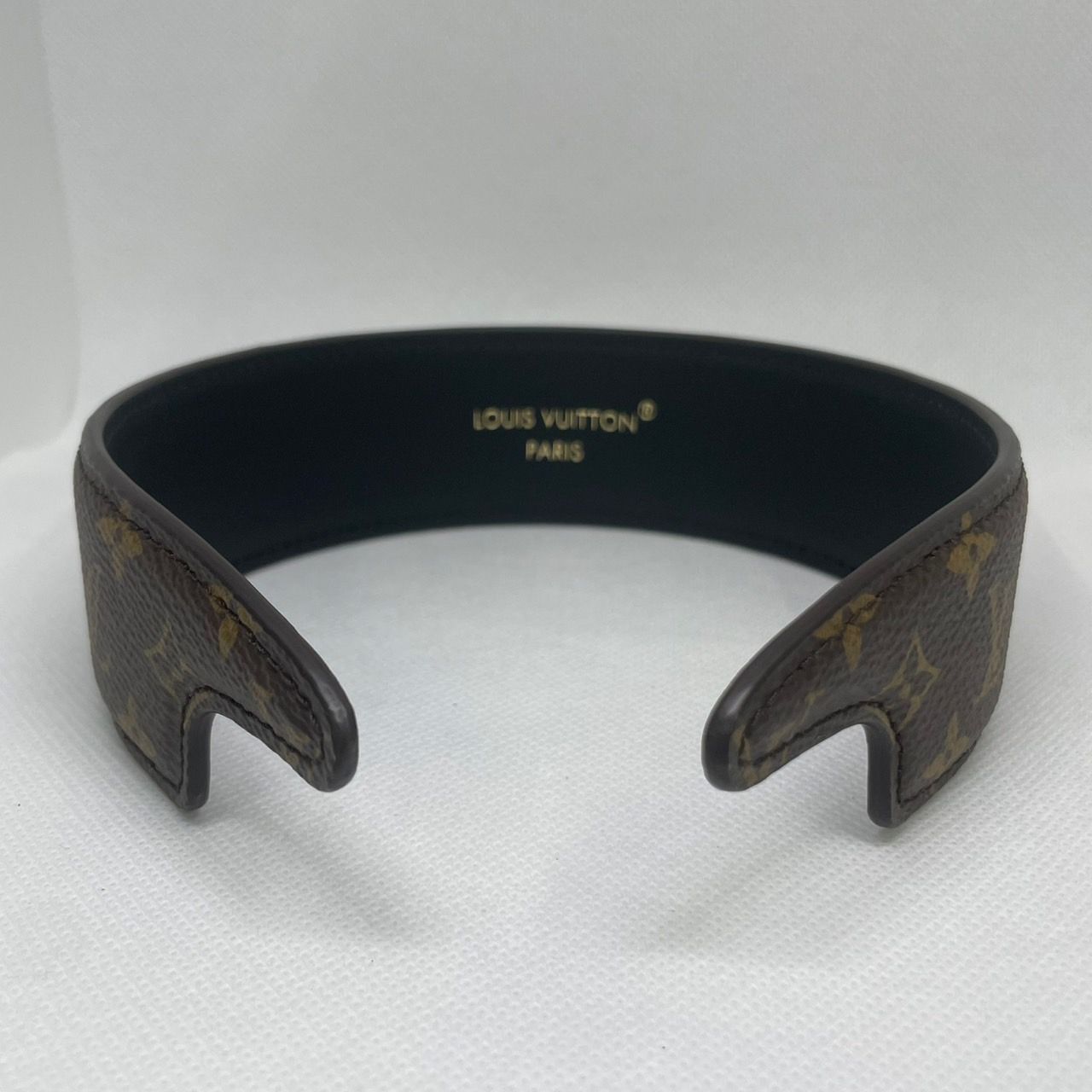 美品 LOUIS VUITTON カチューシャ モノグラム M94557 LV Outline Headband S00 - Women - Accessories | LOUIS VUITTON ®