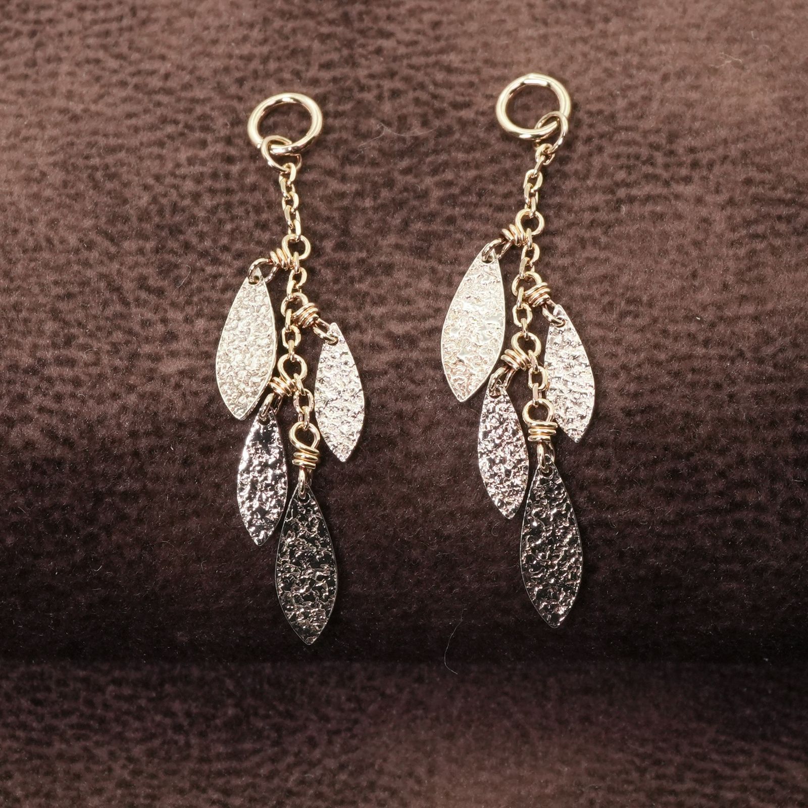 美品 アガット リーフ コンビ チャーム K10×シルバー/25-461S - メルカリ