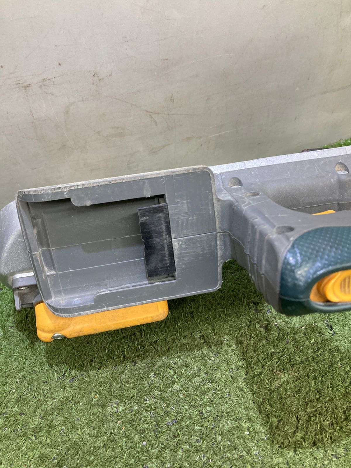 18v充電式バンドソー H-60Eco