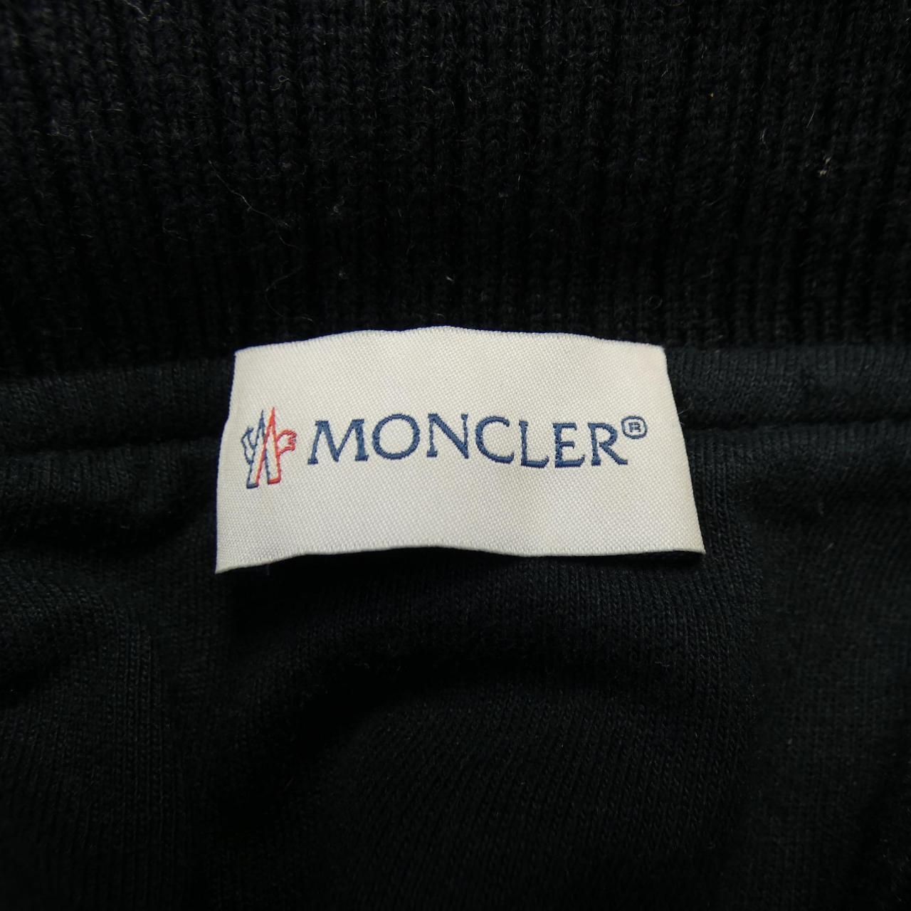 ジーニアス MONCLER
