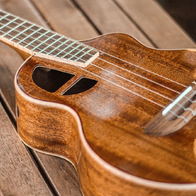 L.Luthier エル・ルシアー Le light Maho w/EQ (Concert) コンサート