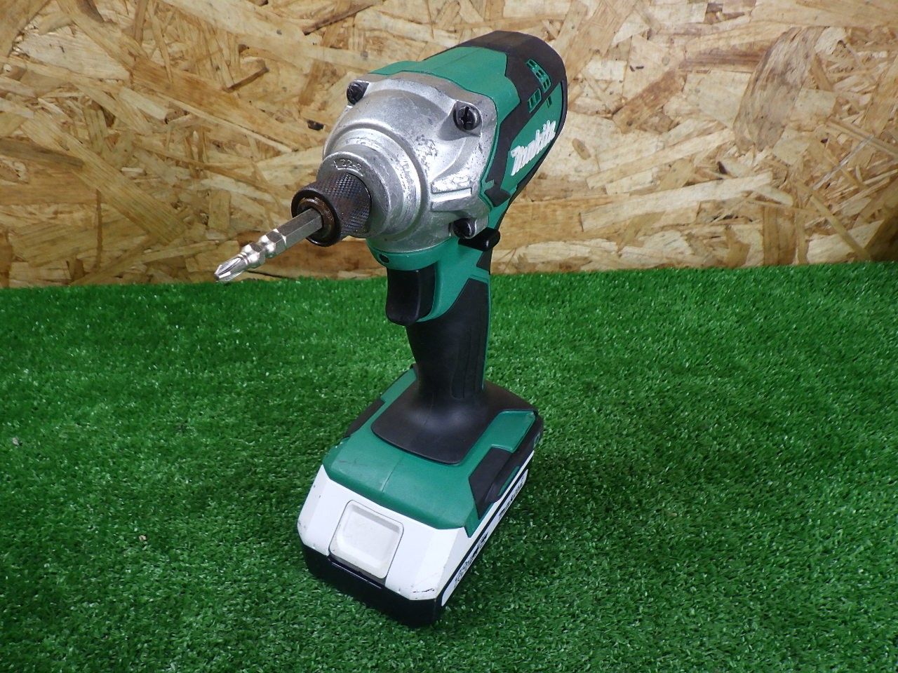 DIYなどに！ マキタ インパクトドライバー MTD002D 品