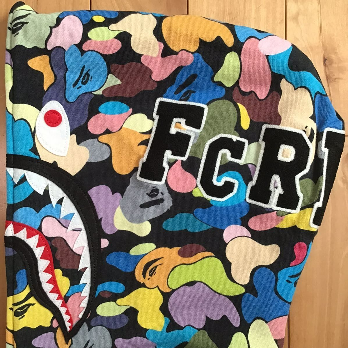 FCRB × BAPE シャーク パーカー Sサイズ a bathing ape multi camo ...