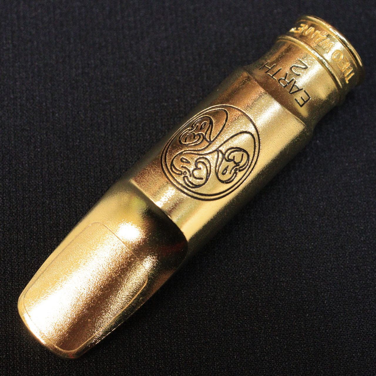 店頭展示現品1本限りアウトレット Theo Wanne ELEMENTSシリーズ EARTH 2 GOLD 6 アルトサックス用マウスピース