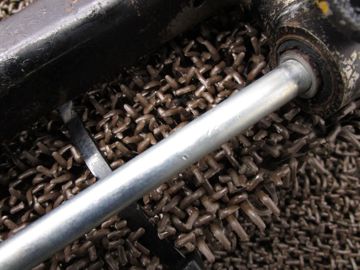 スイングアーム チェーンカバー