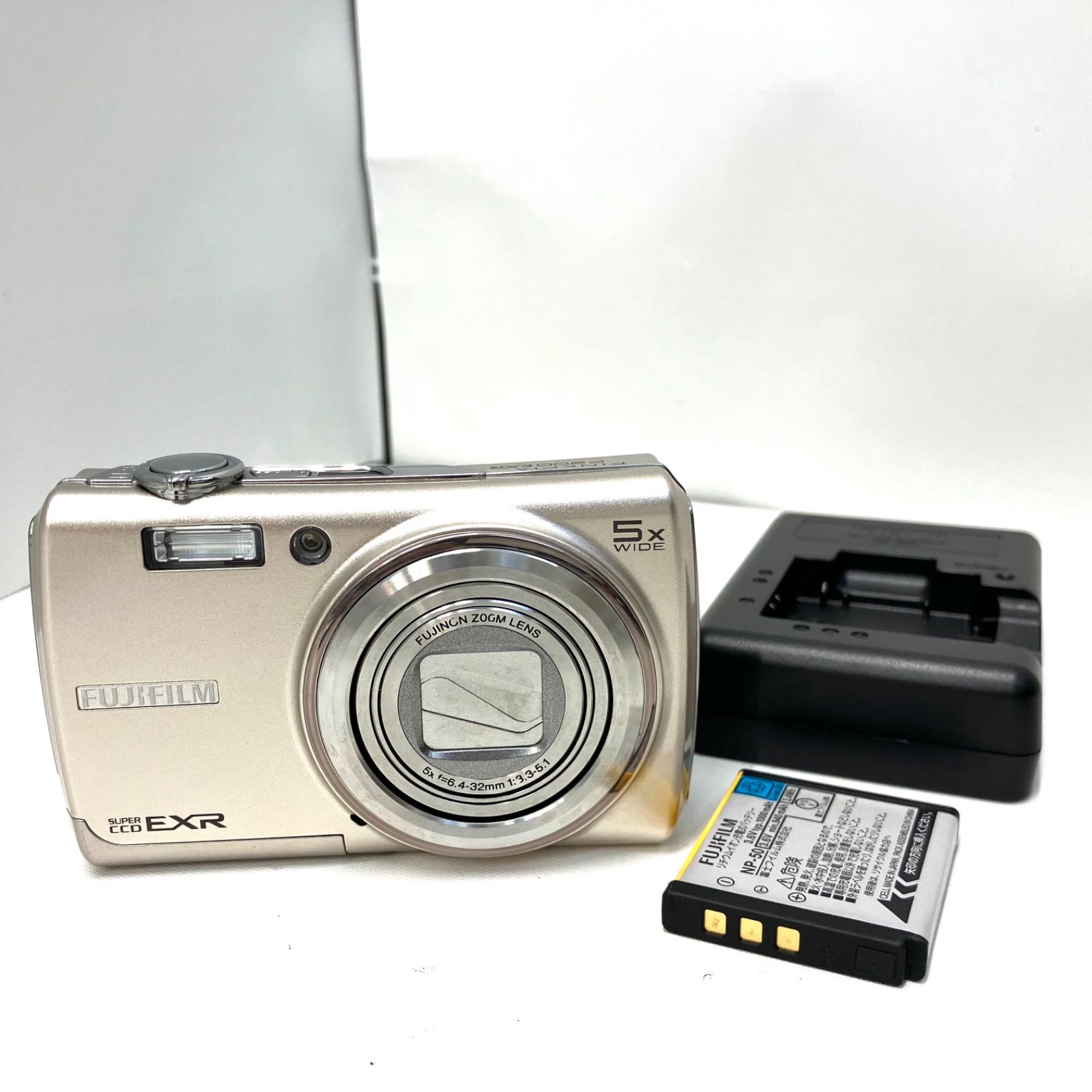 17598 FUJIFILM FINEPIX F200EXR デジタルカメラ フジフイルム ファインピクス デジカメ