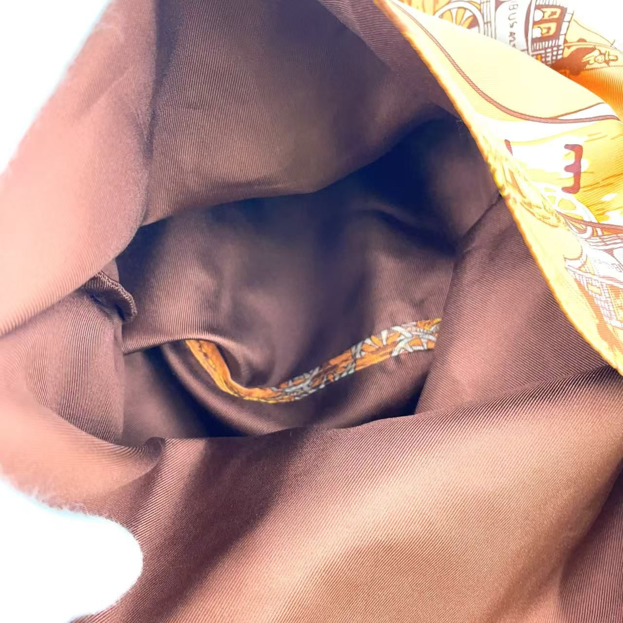 HERMES エルメス　シルキーシティPM オムニバスと白い貴婦人のゲーム　美品 楽天市場】HERMES エルメス シルキーシティPM ショルダーバッグ