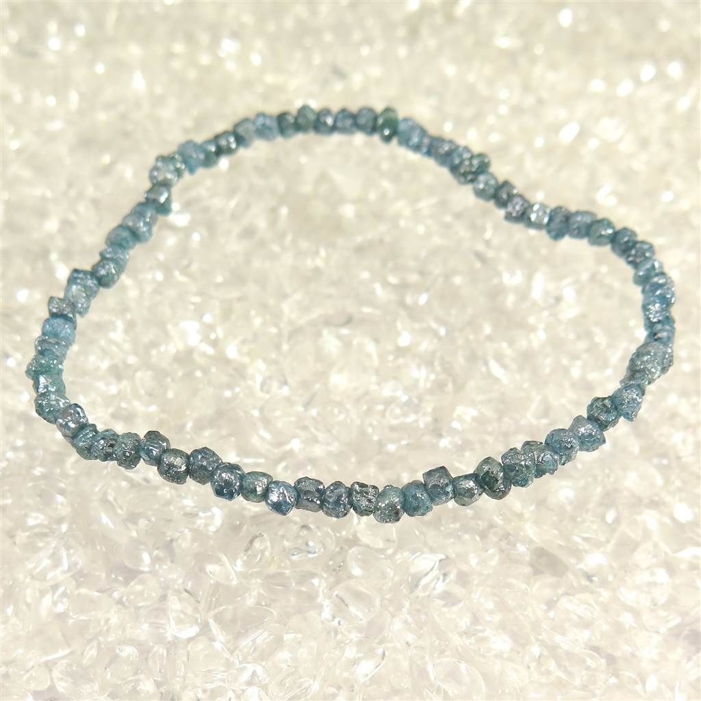天然ブルーダイヤモンド 原石ブレスレット 天然ブルーダイヤモンド 原石 ブレスレット 3.29g - メルカリ