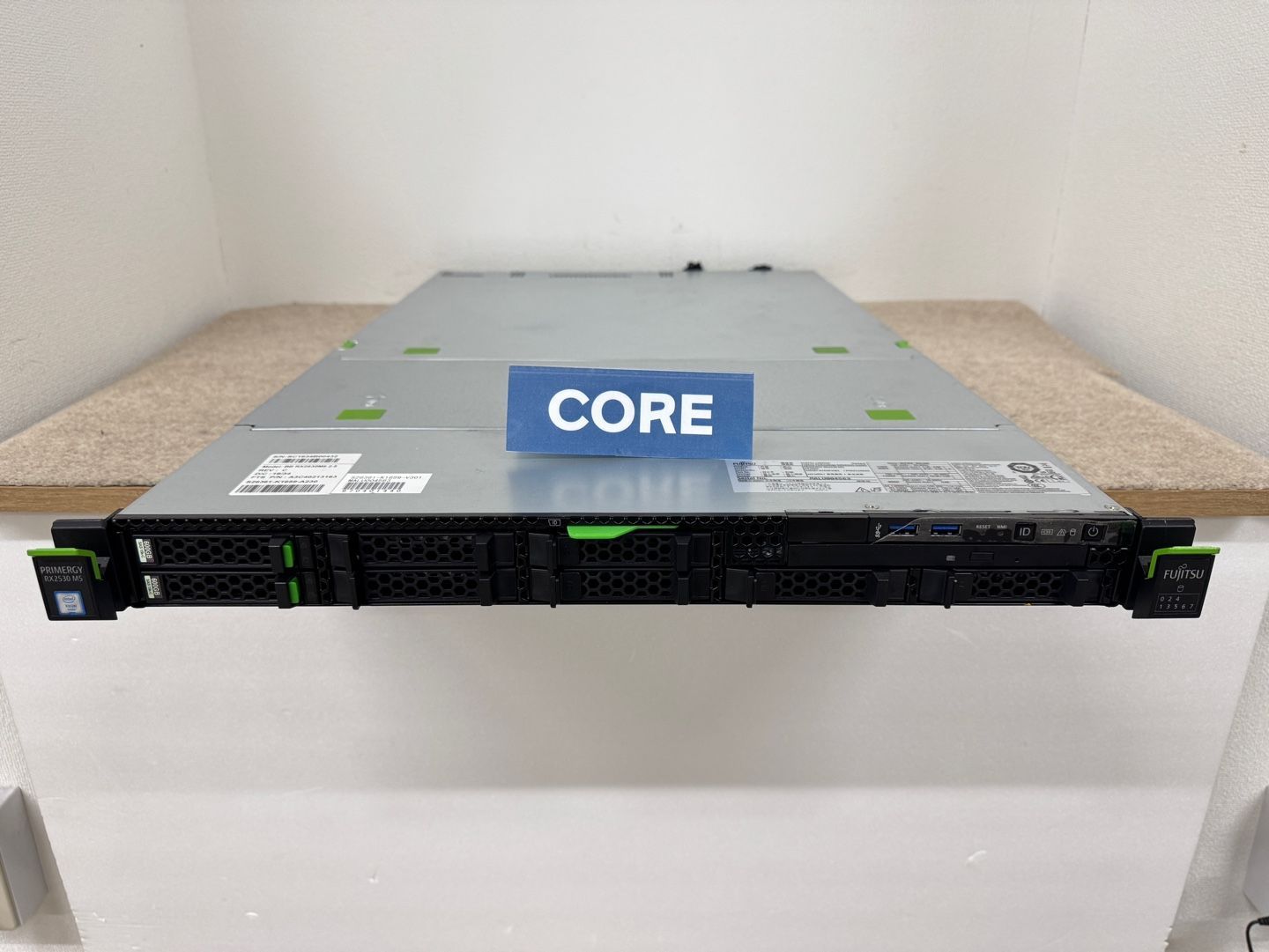 Fujitsu Primergy RX2530 M5 4Bay 2x Silver 4114 10Core 2.20GHz 64GB 2x 600GB D3327-A13 SV167