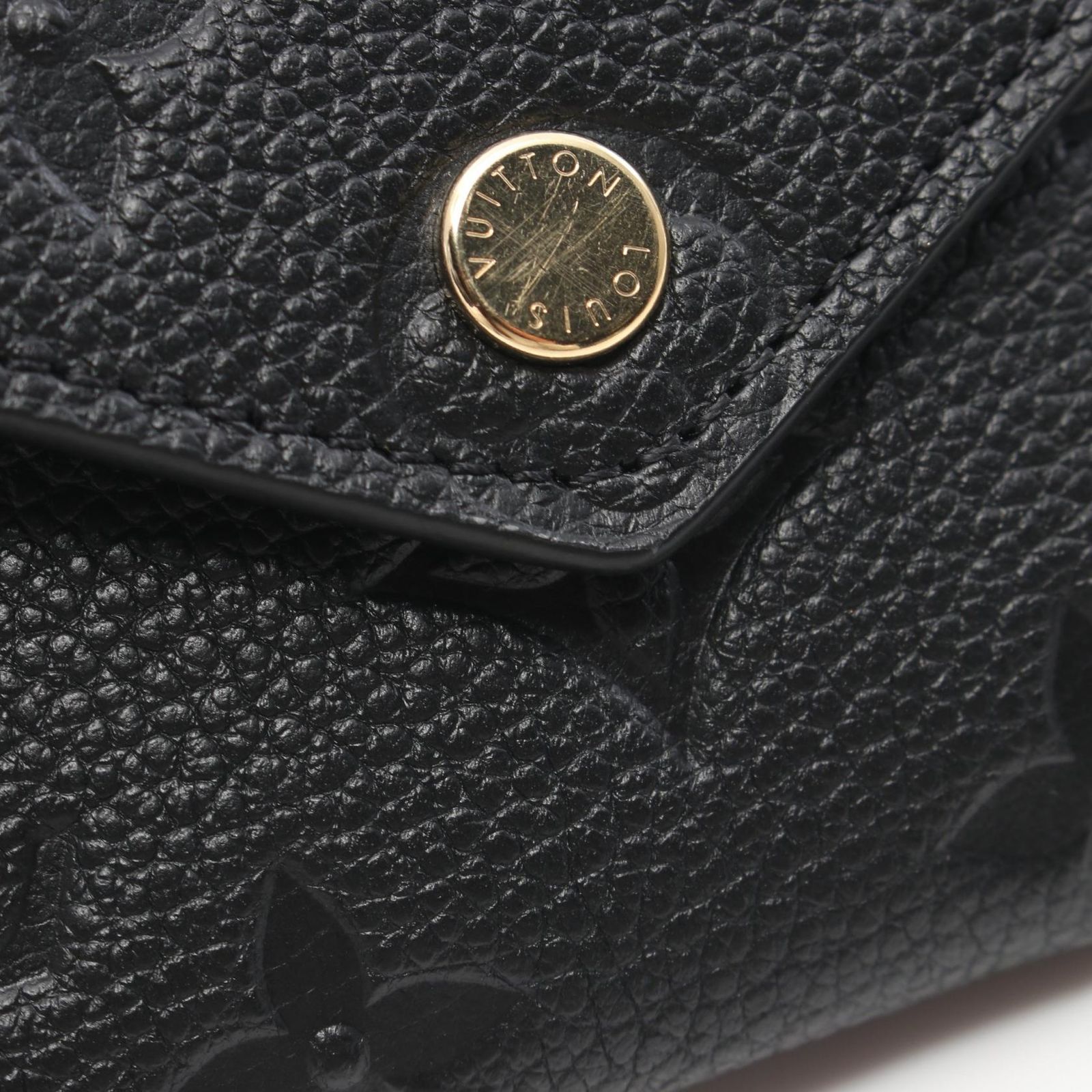 VUITTON