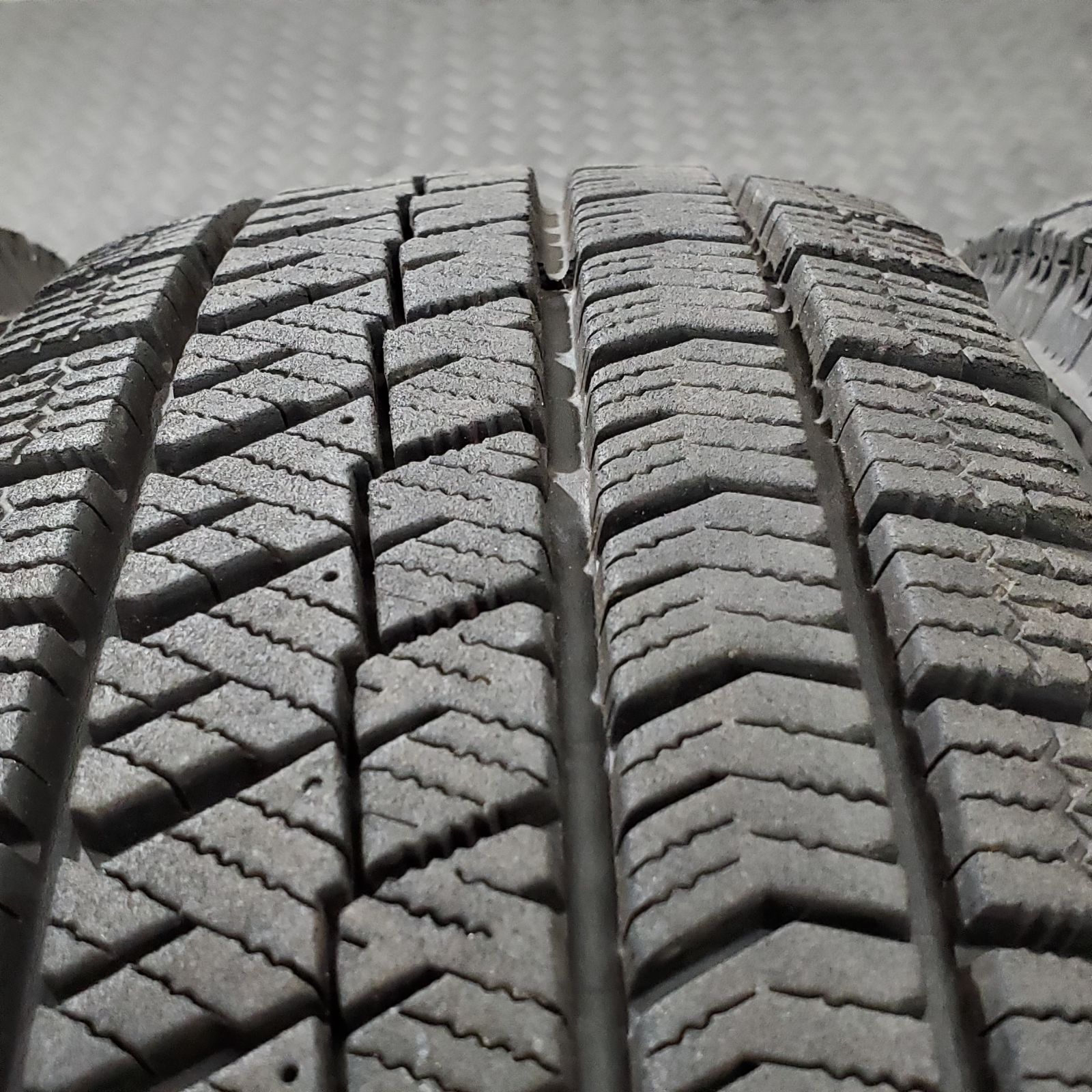 ブリヂストン ブリザックVRX2