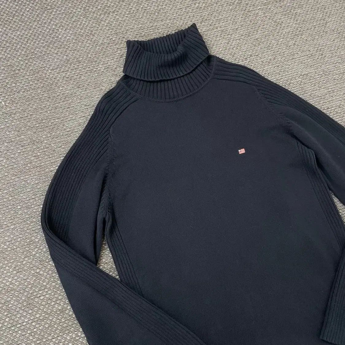 Polo Jeans(ポロジーンズ) 黒 スモールロゴ ハイネック ベーシック コットン ロング ニット セーター