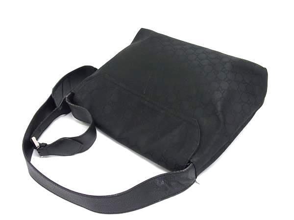 GUCCI グッチ ショルダーバッグ メッセンジャーバッグ 272351