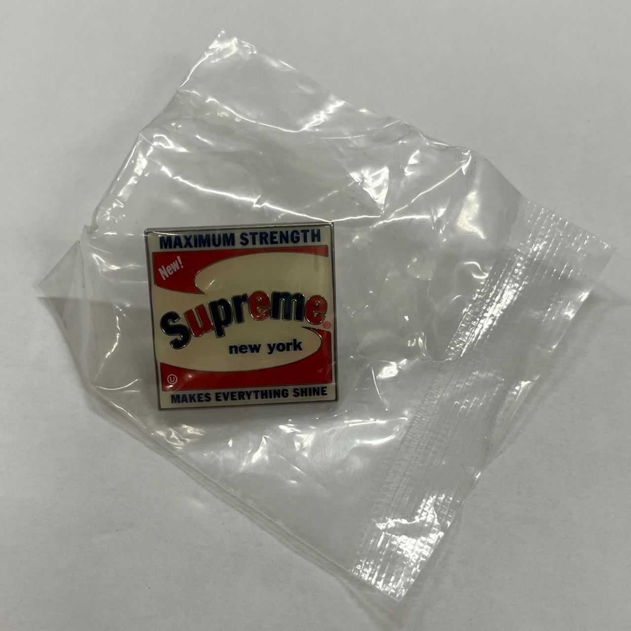 未使用品 5個SET SUPREME PIN'S SET ピンズ セット シュプリーム