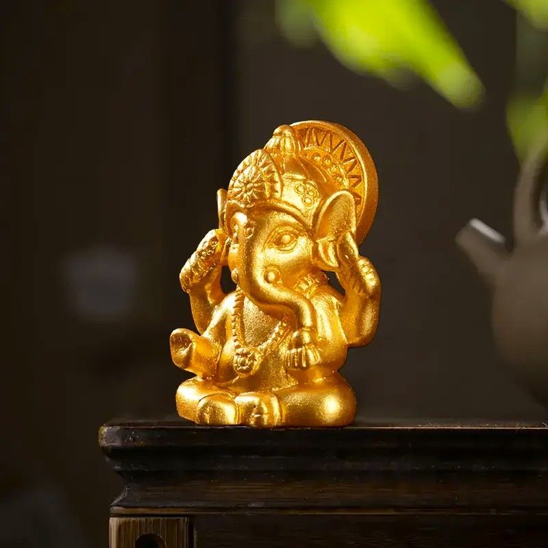 再入荷しました☆ 金色のガネーシャ☆ 富の神・金運の神といえば