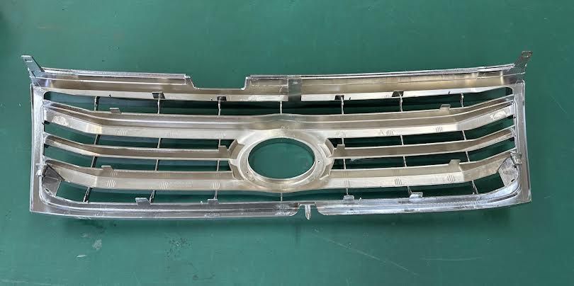 ランドクルーザー100 社外メッキグリル トヨタ ランドクルーザー 100 後期 フロントオールクローム