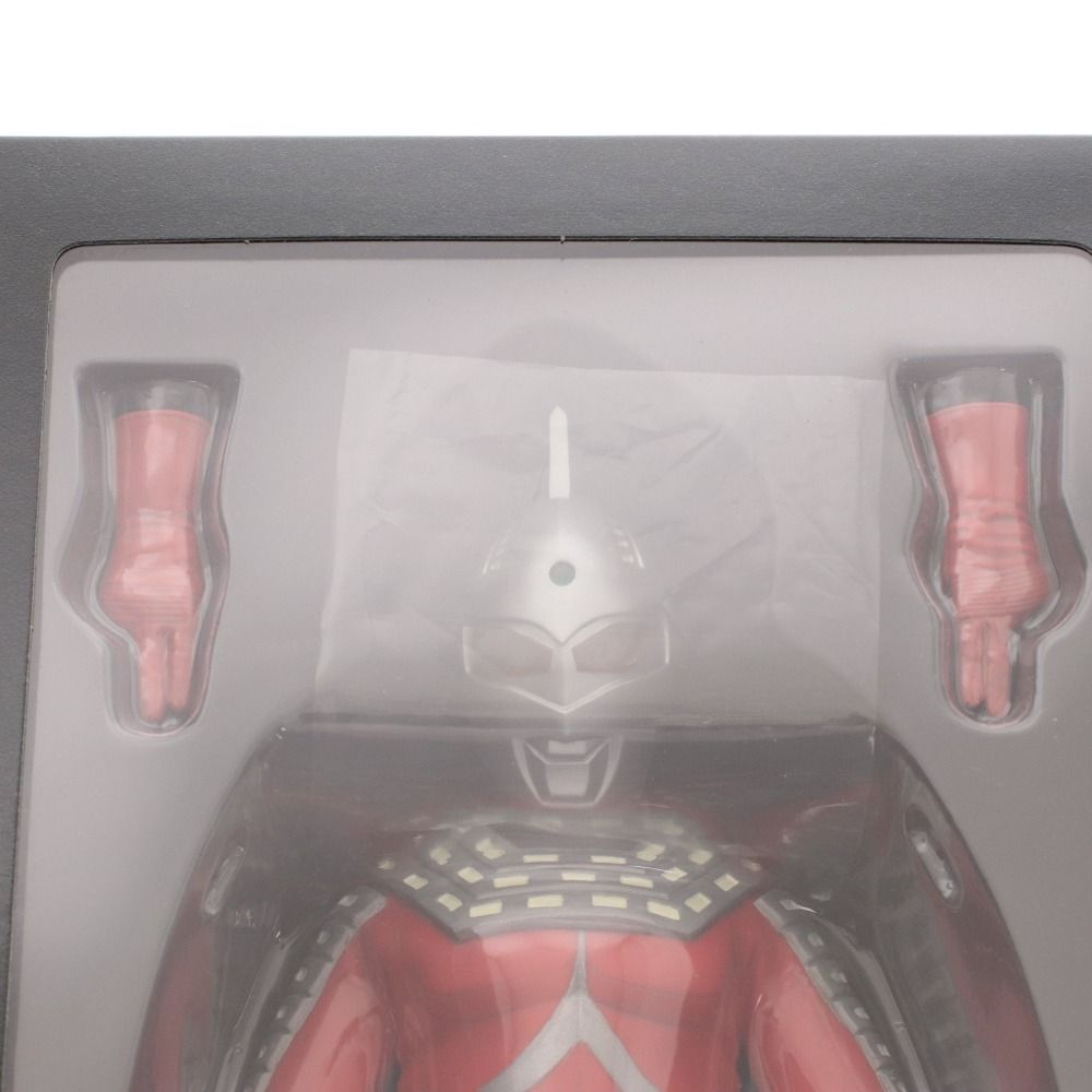 □ メディコム・トイ フィギュア ウルトラセブン リアルアクション