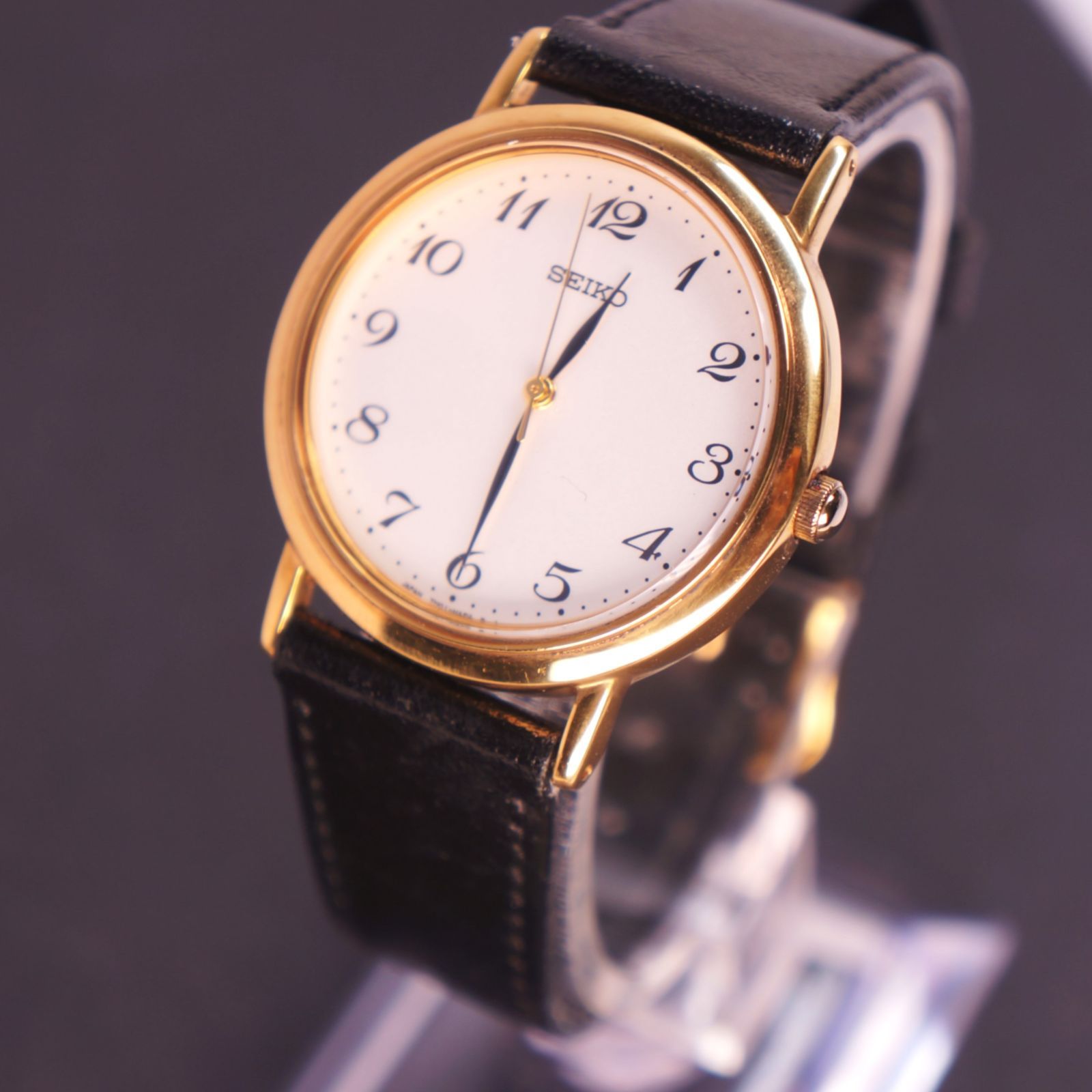 SEIKO 時計　電池交換済　稼働品 電池交換済み・セイコークォーツ メンズ時計・新品同様・美品