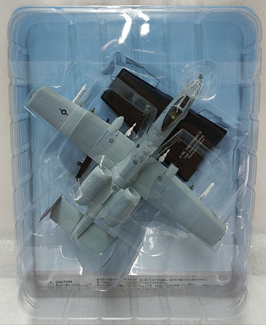 未使用品 ディアゴ 戦闘機模型 A−10C THUNDERBOLTII