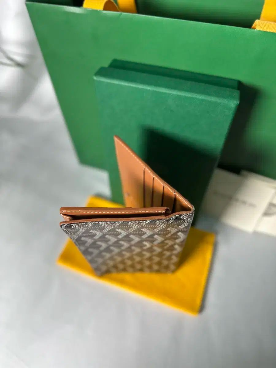 【未使用級】ゴヤール コンパクトウォレット マリニー グレー ケース 未使用級】ゴヤール コンパクトウォレット マリニー グレー ケース