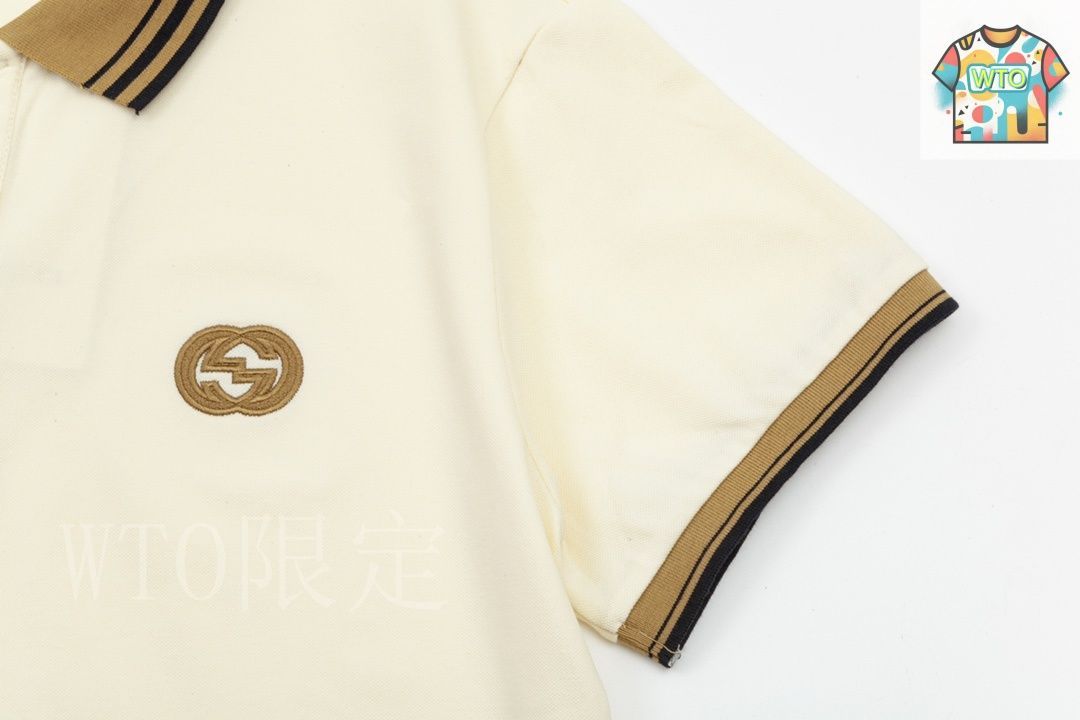 GUCCI 刺繍デザイン ポロシャツ GUCCI 刺繍ネイビーポロシャツ - メルカリ