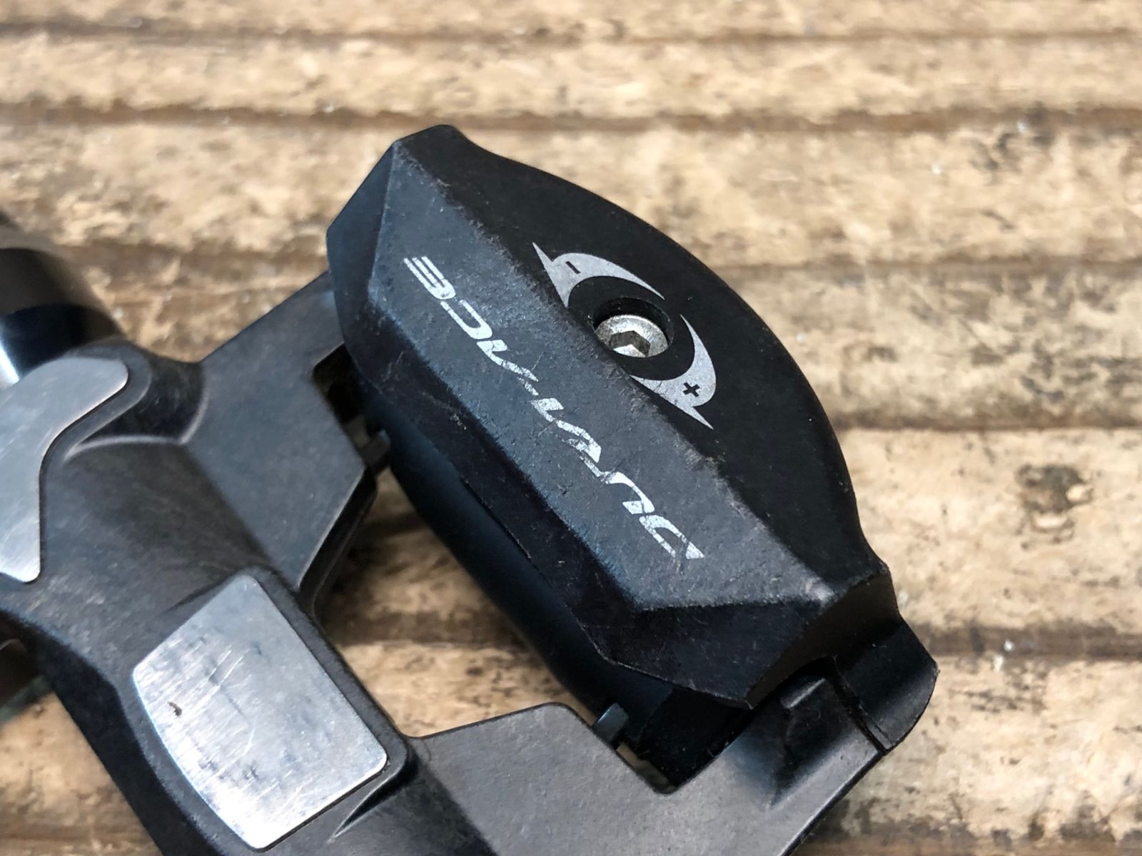 シマノ DURA-ACE デュラエース R9100 ペダル PD-R9100 シマノ デュラエース R9100 SPD-SLペダル SHIMANO 角々しく DURA-ACE